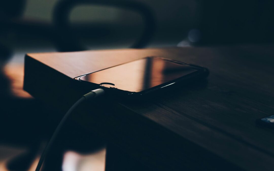 Jak wydłużyć czas pracy baterii w smartfonie? 8 prostych ustawień dla każdego