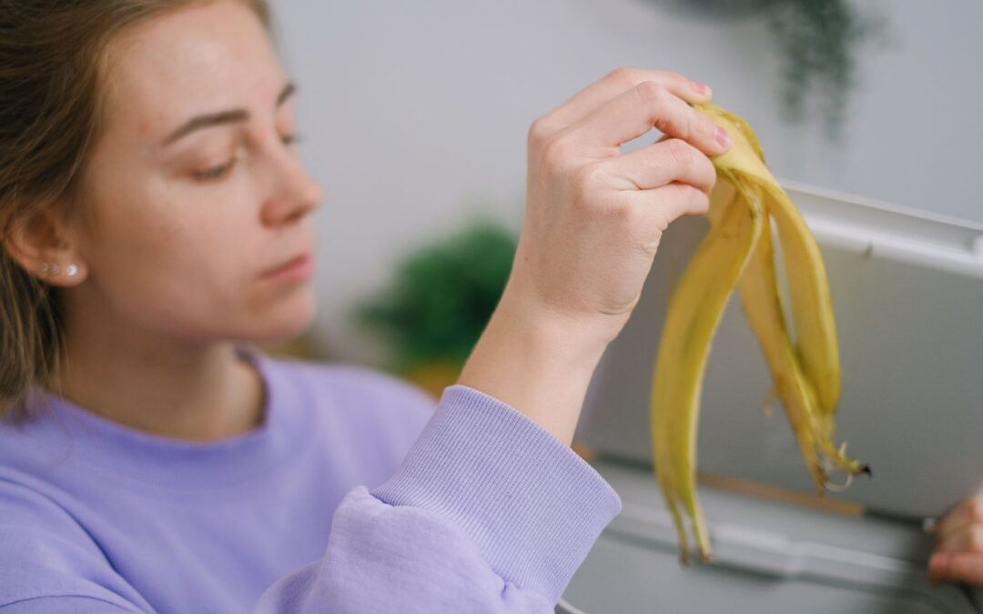 Jak sprytnie wykorzystać skórki od banana? 6 nietypowych zastosowań